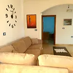 Apartament Zenuni
