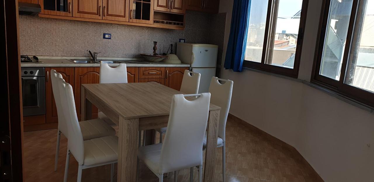 Apartament Zenuni * Wlora