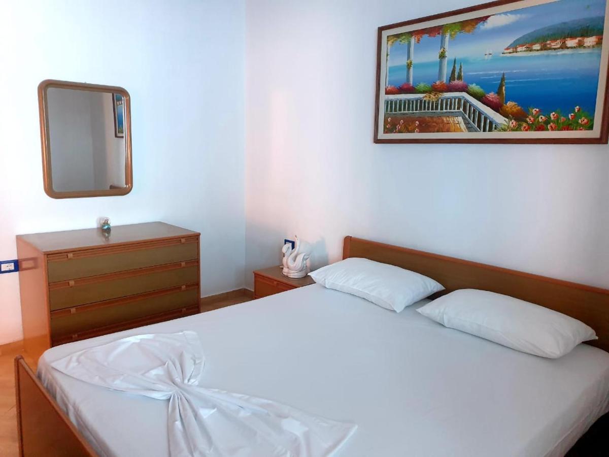 Apartament Zenuni Apartament *