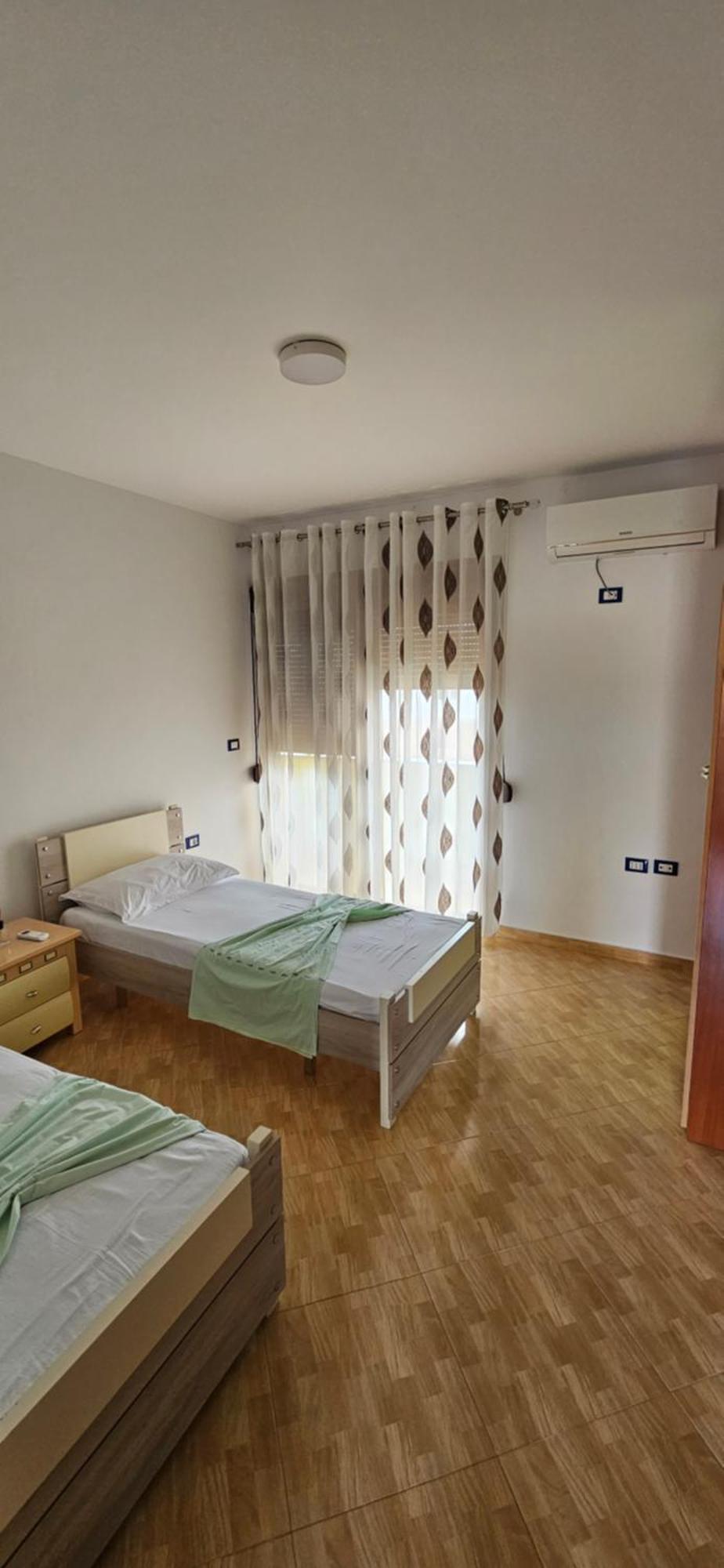 Apartament Apartament Zenuni Wlora