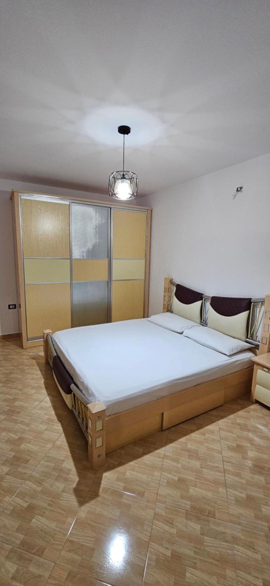 Apartament Apartament Zenuni
