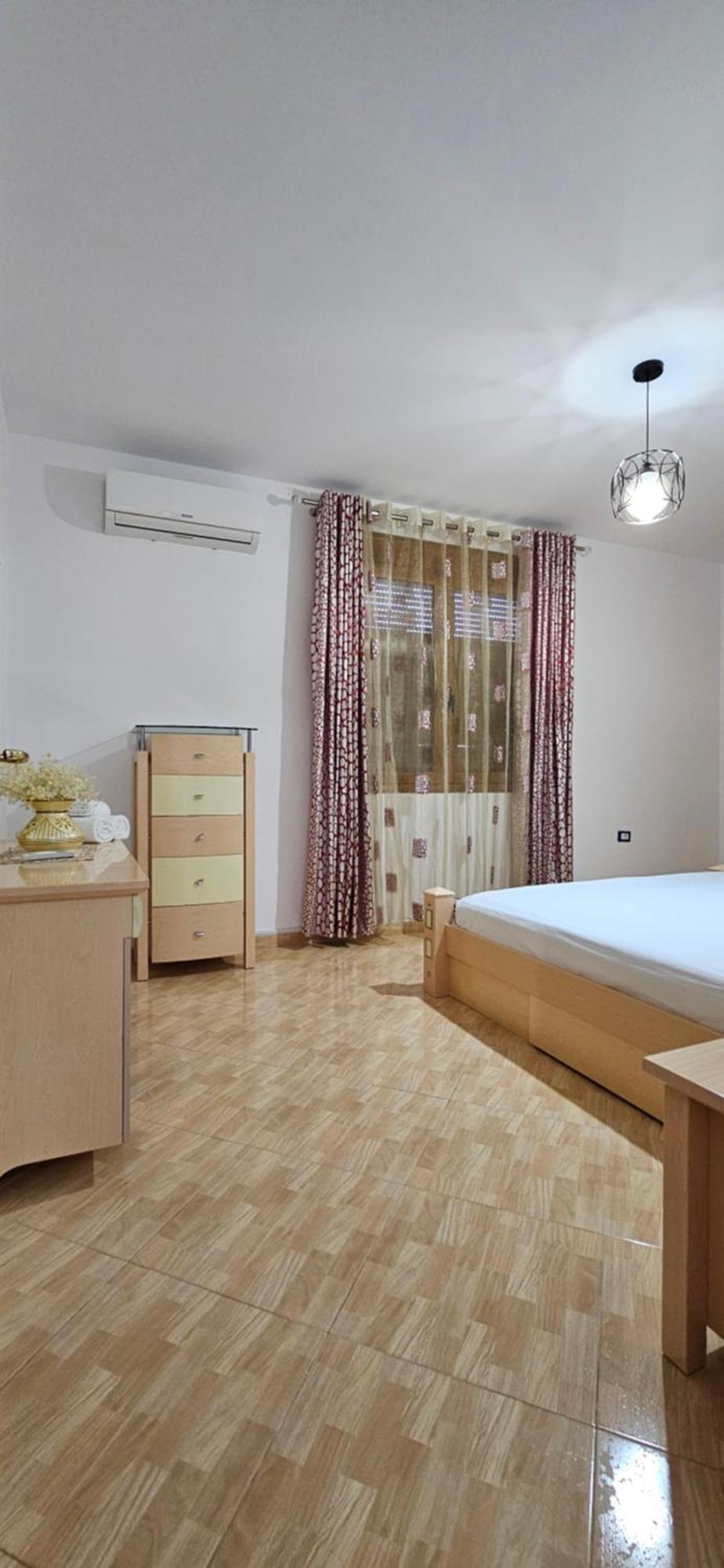 Apartament Zenuni Apartament